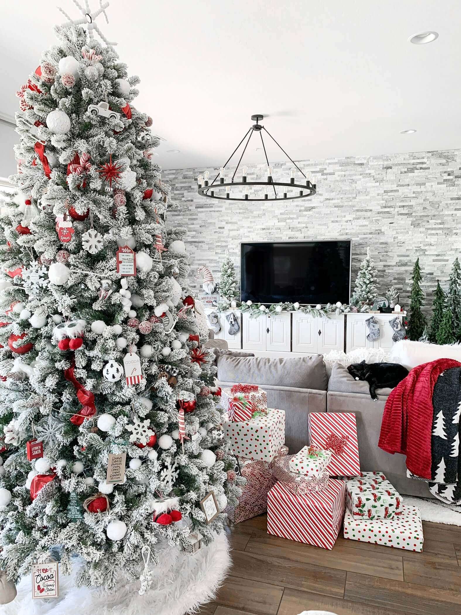9' King Flock® Tree with Warm White LED Lights - FINAL SALE - Image 11