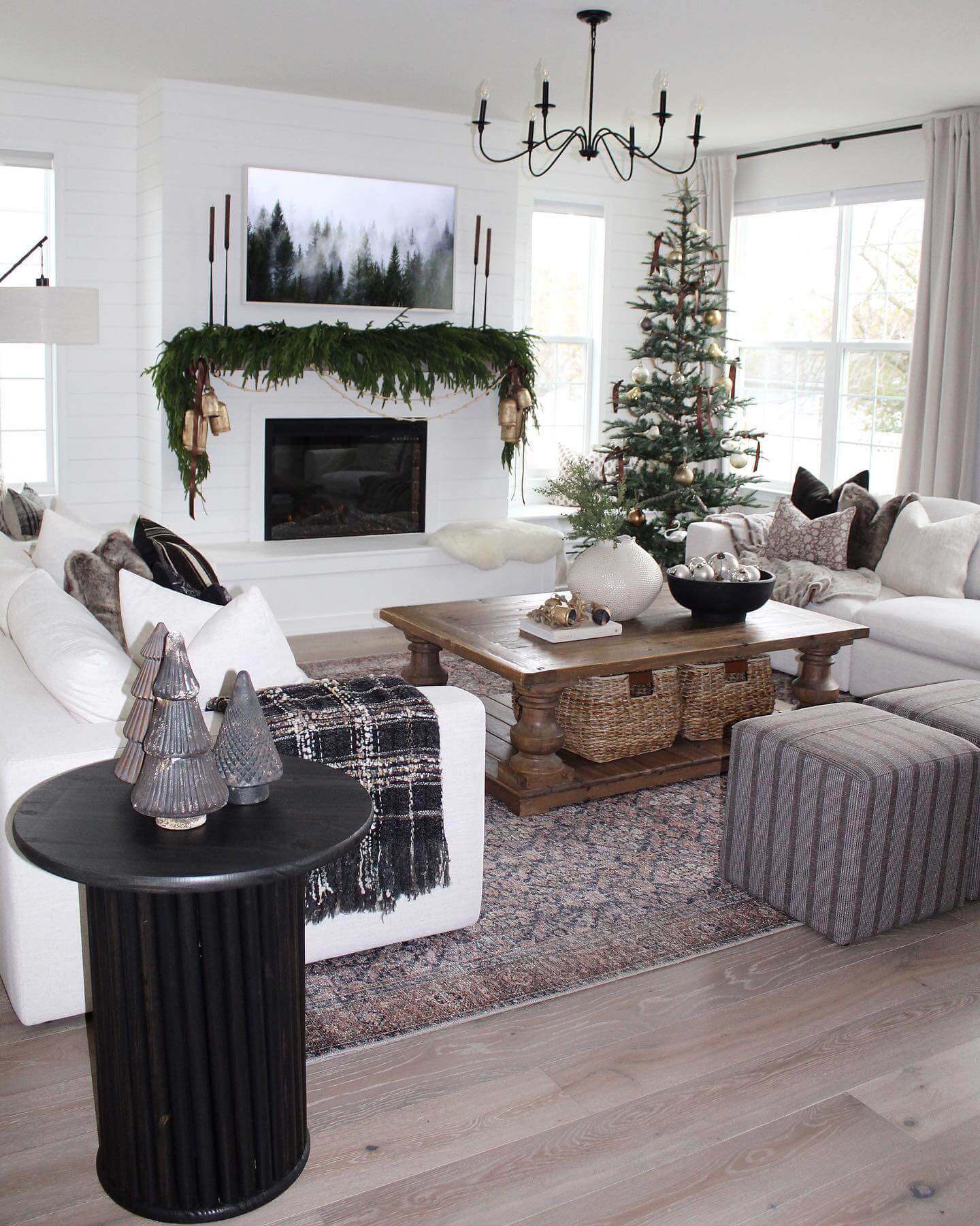 8' King Noble Fir Tree Unlit - OPEN BOX - FINAL SALE - Image 11