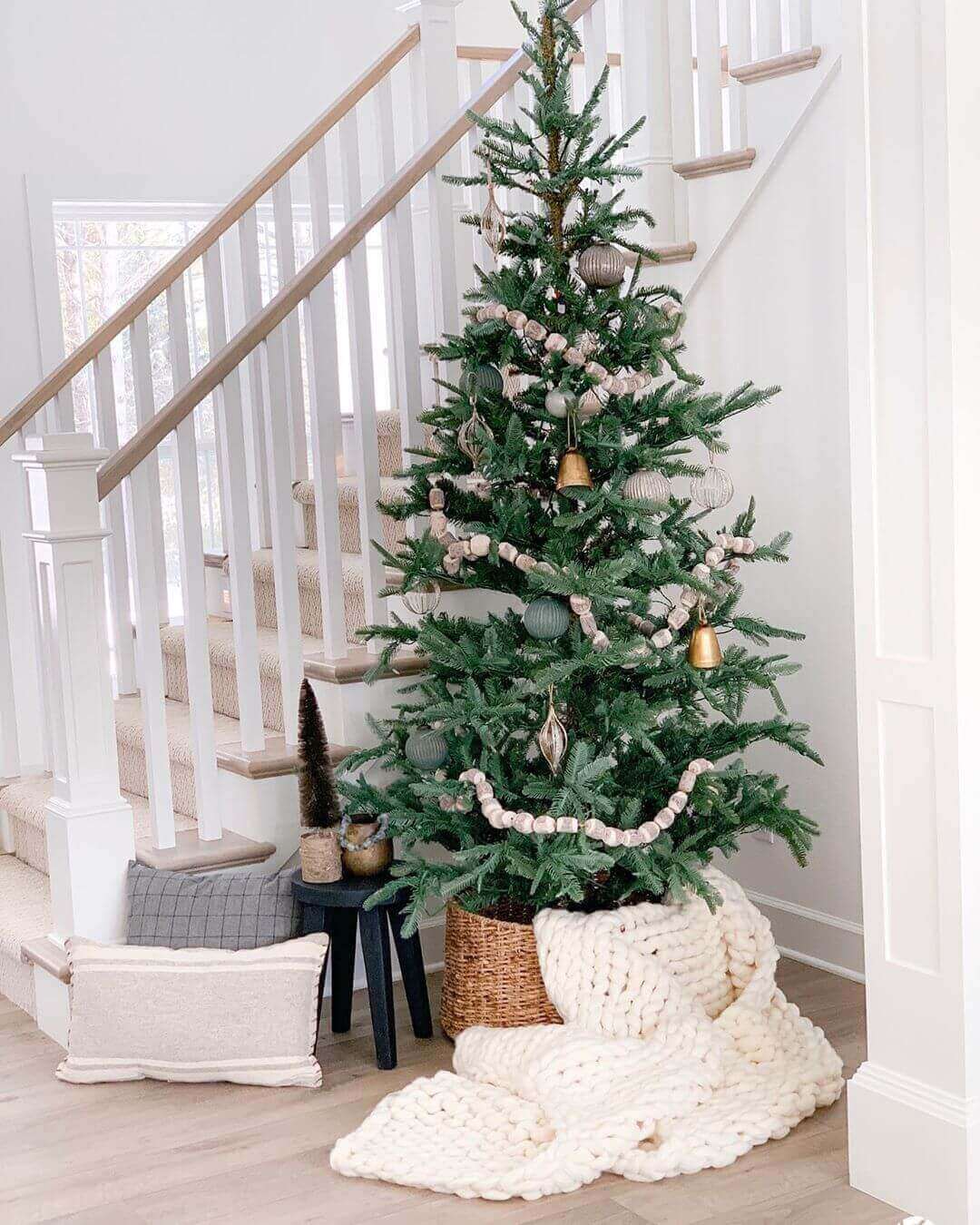 8' King Noble Fir Tree Unlit - OPEN BOX - FINAL SALE - Image 12