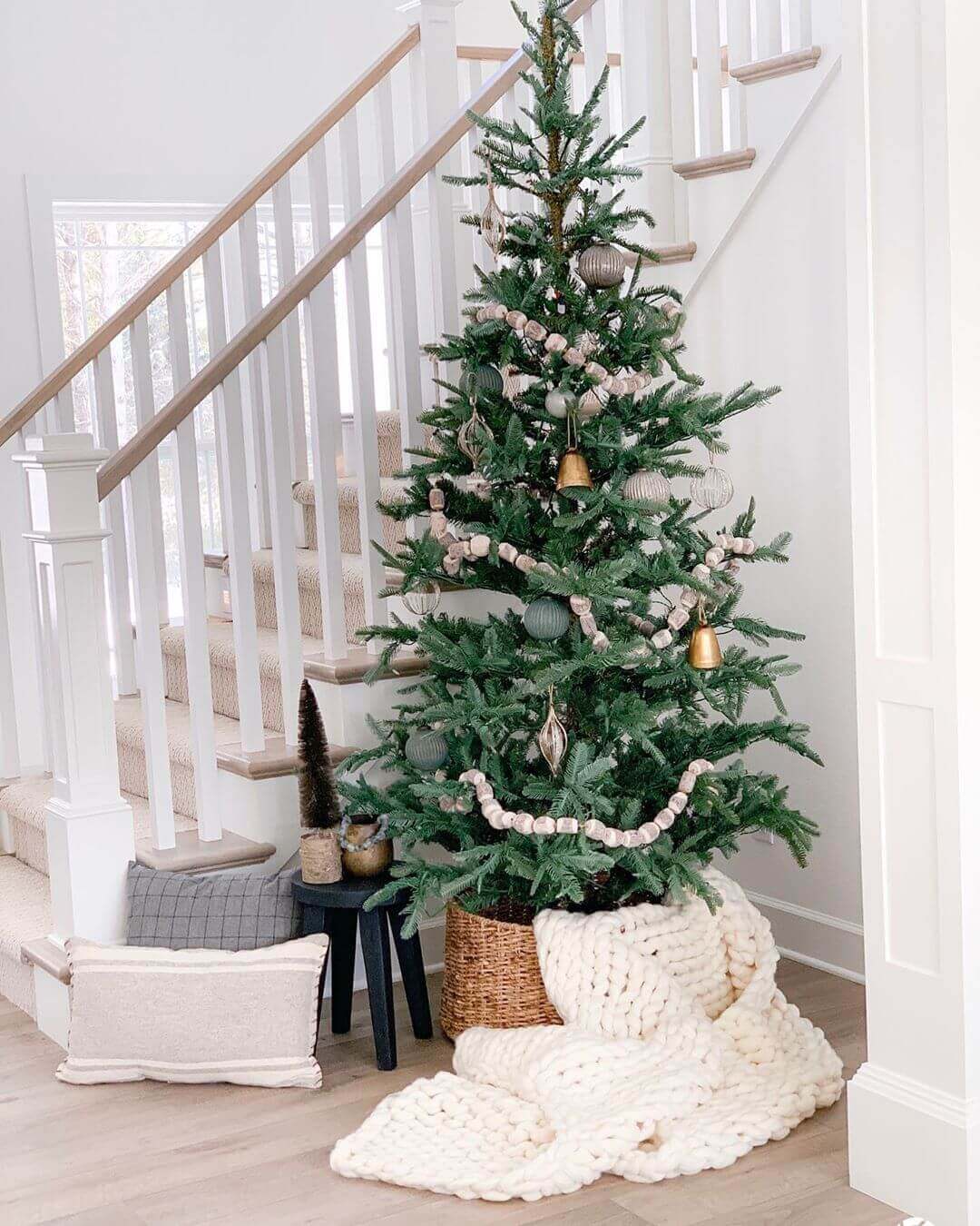 8' King Noble Fir Tree with Warm White LED Lights - OPEN BOX - FINAL SALE - Image 10