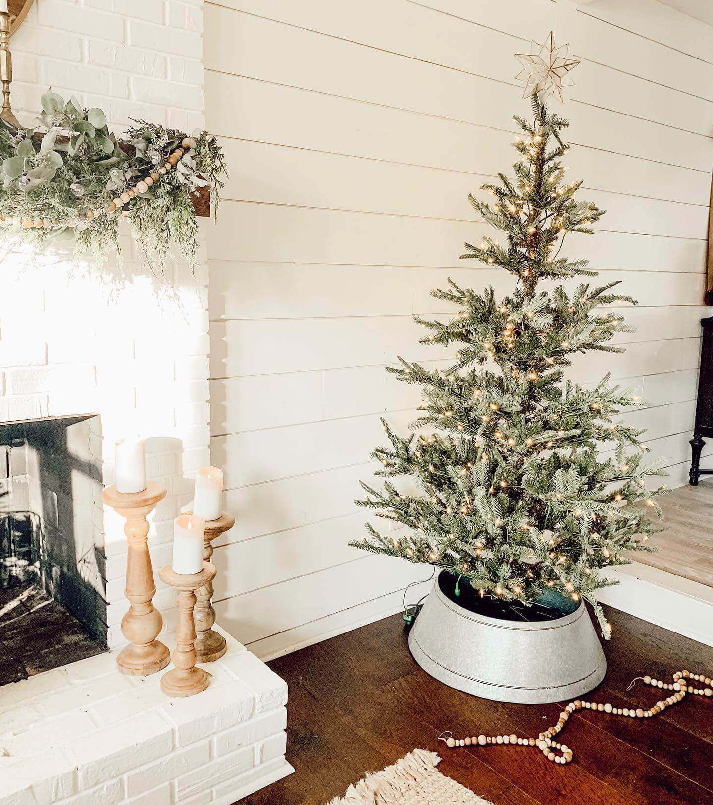 8' King Noble Fir Tree with Warm White LED Lights - OPEN BOX - FINAL SALE - Image 5