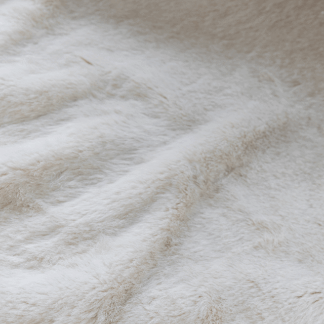 72" King Snow Faux Fur Tree Skirt - Image 3