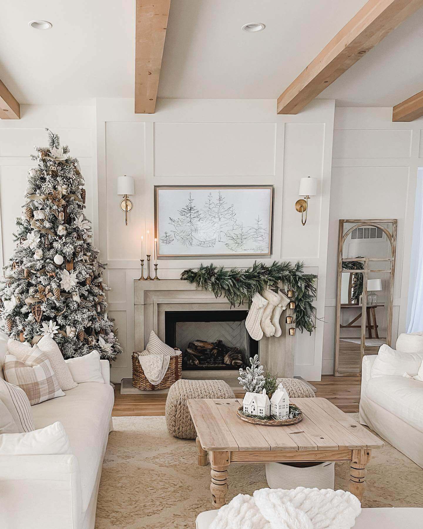 7.5' Queen Flock® Tree with Warm White LED Lights - OPEN BOX - FINAL SALE - Image 16