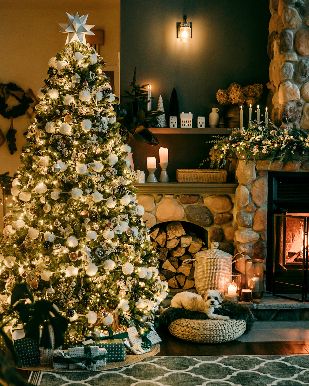 7.5' Royal Fir Artificial Christmas Tree Unlit - Image 2