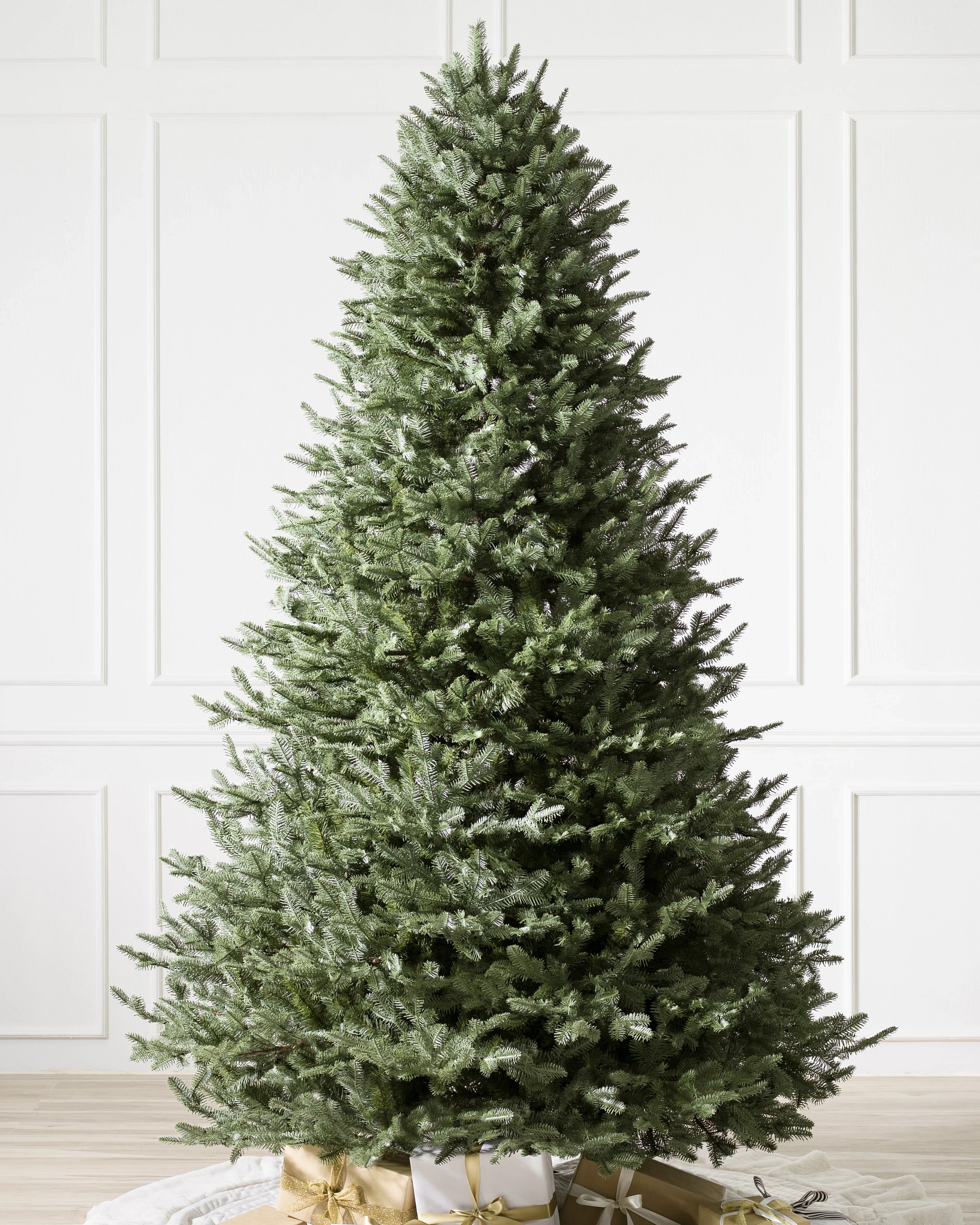 BH Balsam Fir Christmas Tree - Image 4