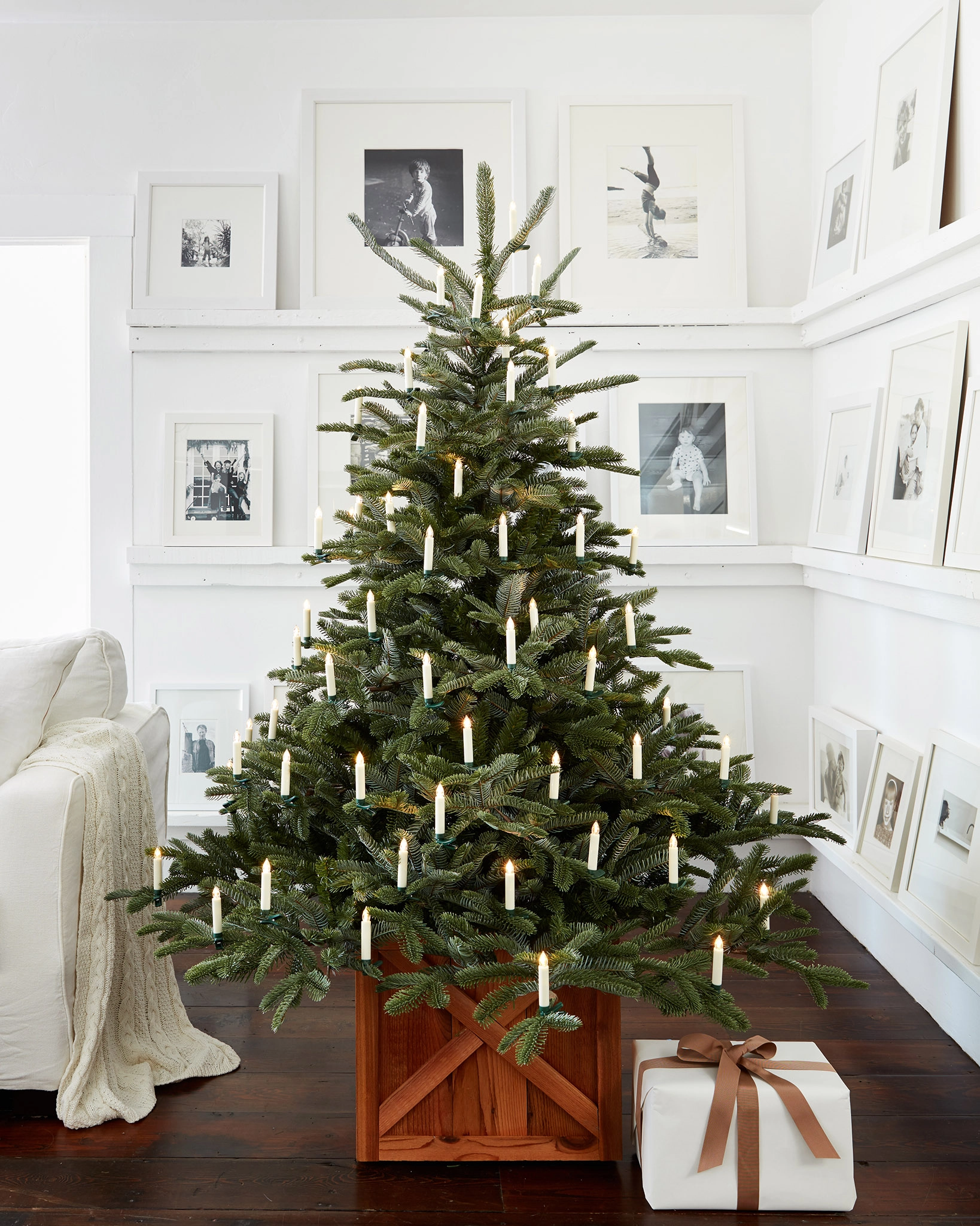 European Fir Christmas Tree - Image 3
