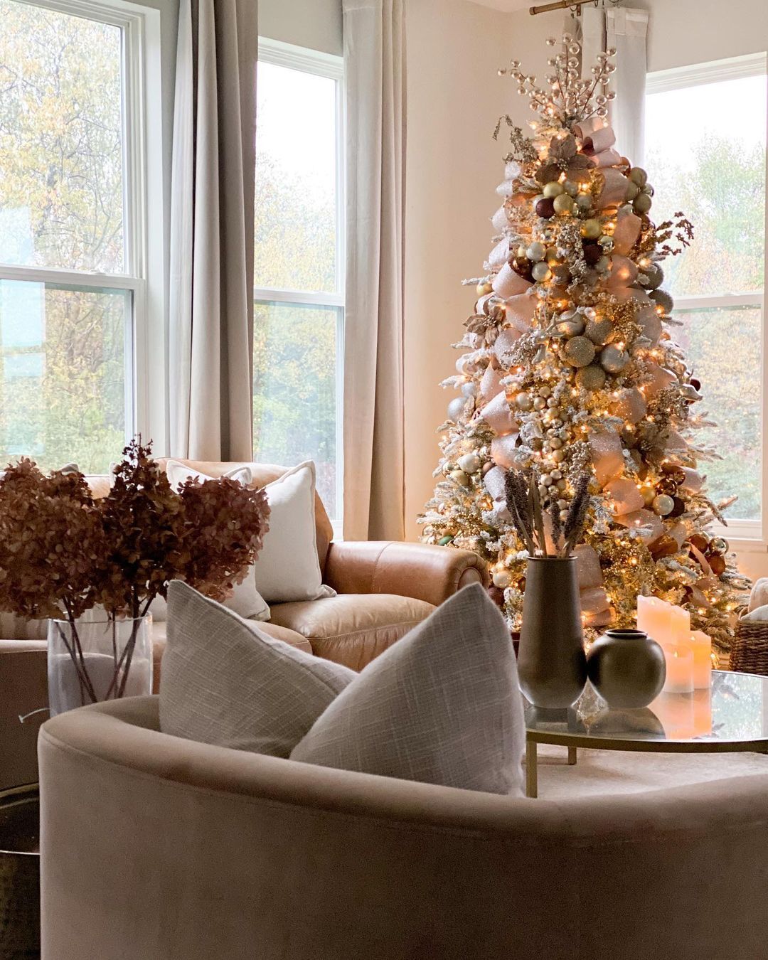 7.5' Queen Flock® Tree Unlit - OPEN BOX - FINAL SALE - Image 5