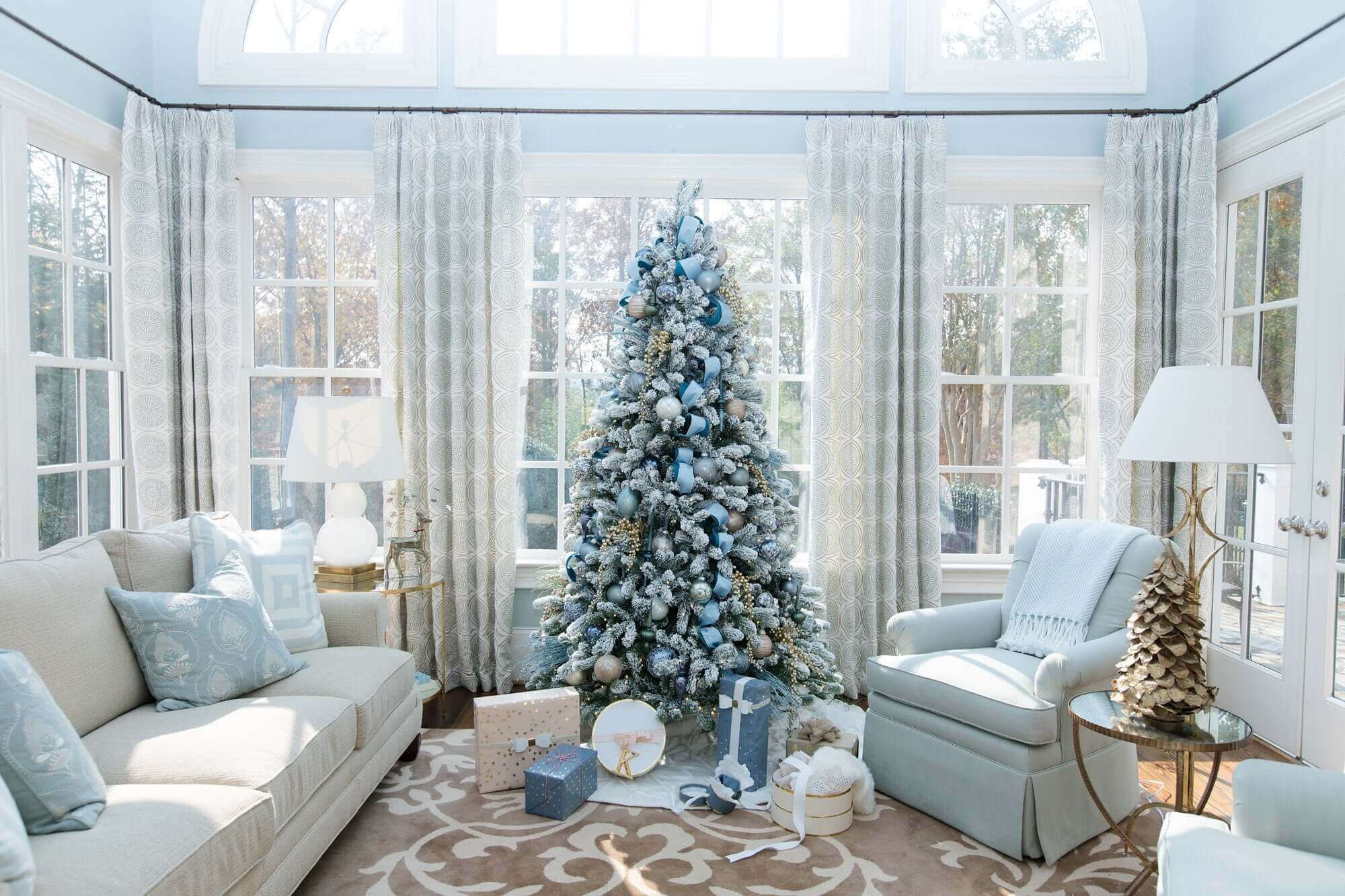 7.5' King Flock® Tree with Warm White LED Lights - OPEN BOX - FINAL SALE - Image 10