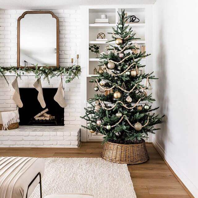 8' King Noble Fir Tree with Warm White LED Lights - OPEN BOX - FINAL SALE - Image 3