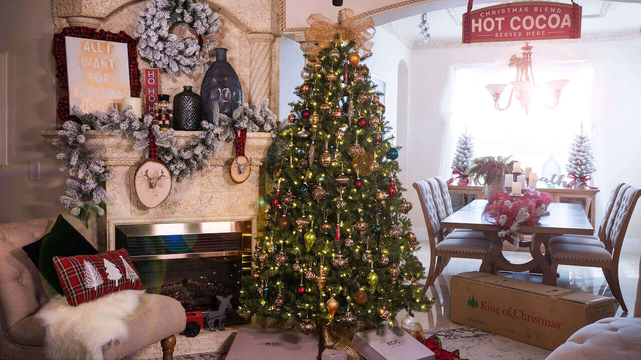 7.5' Yorkshire Fir Tree with Warm White LED Lights - OPEN BOX - FINAL SALE - Image 5